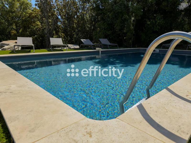 Pavillon - 138 m² - 5 pièces