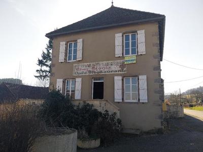 Immeuble - 174 m² - 6 pièces