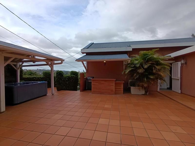 Maison - 153 m² - 5 pièces