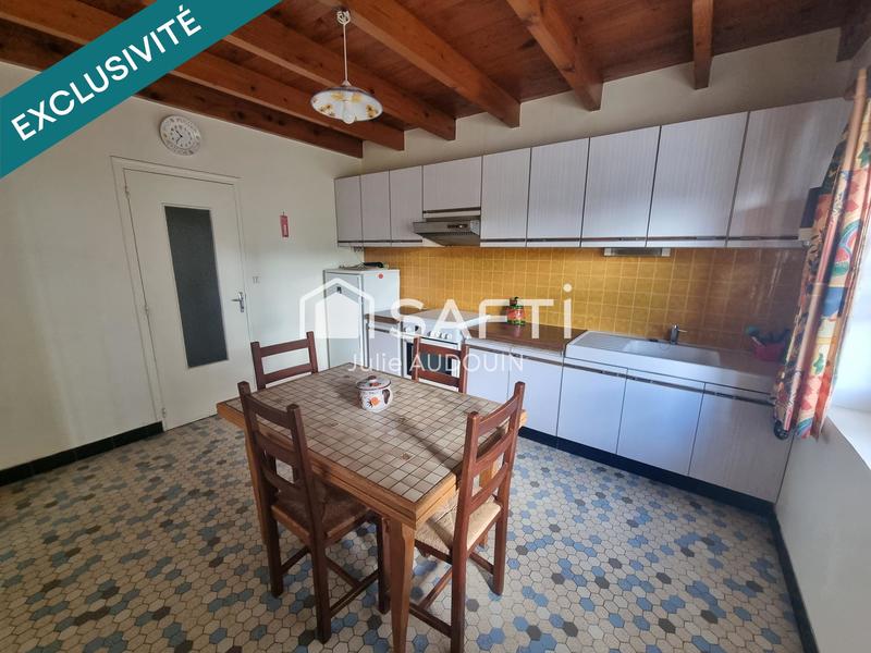 Maison - 216 m² - 11 pièces