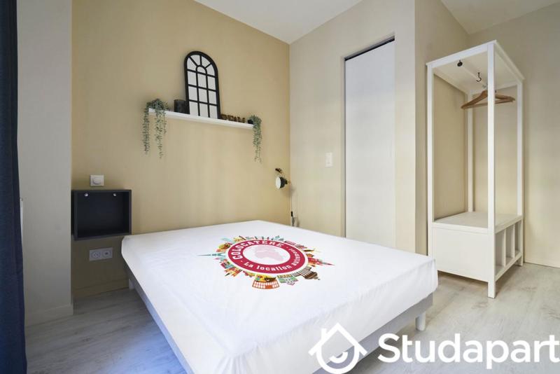 Chambre - 15 m² - 1 pièce