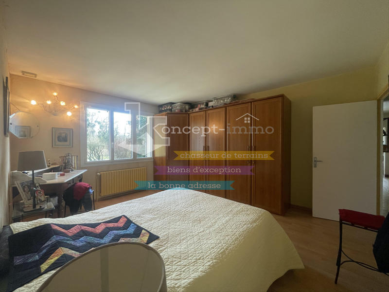 Pavillon - 211 m² - 9 pièces