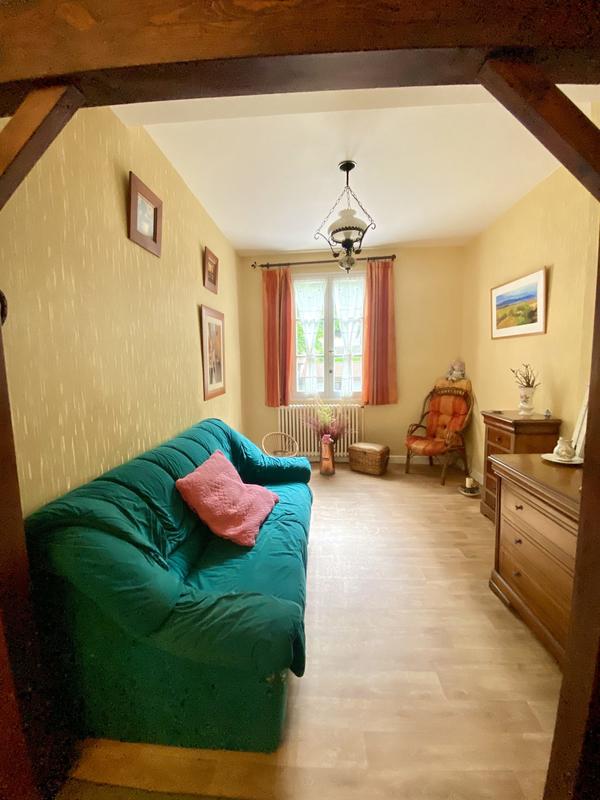 Maison - 104 m² - 6 pièces