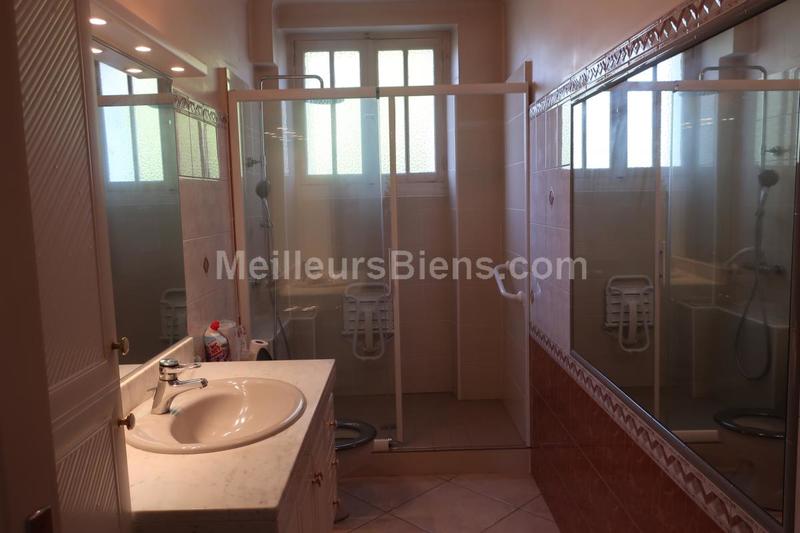 Maison de village - 170 m² - 8 pièces