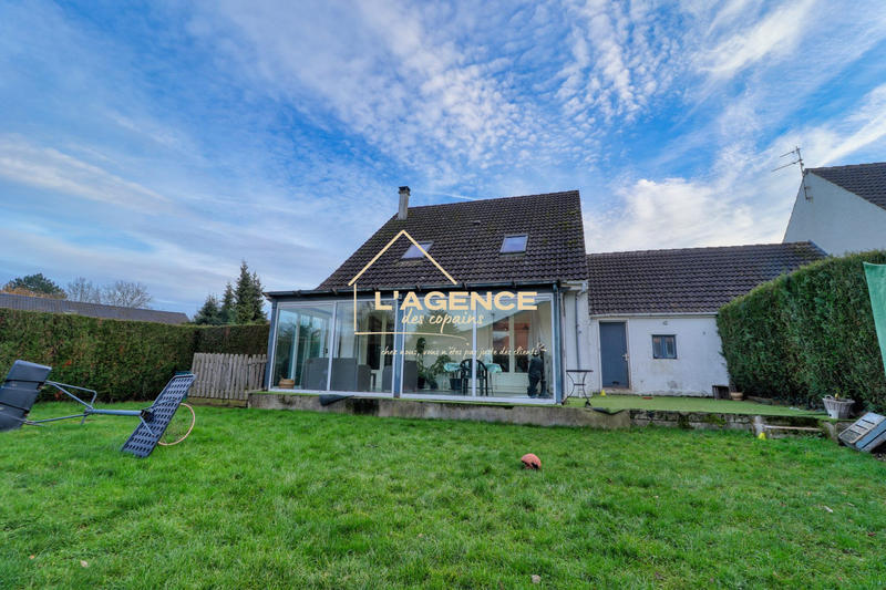 Maison - 90 m² - 5 pièces