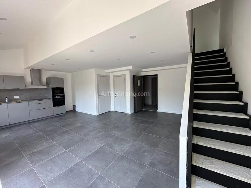 Appartement - 86 m² - 4 pièces