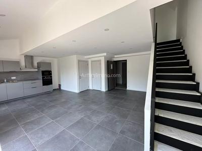 Appartement - 86 m² - 4 pièces