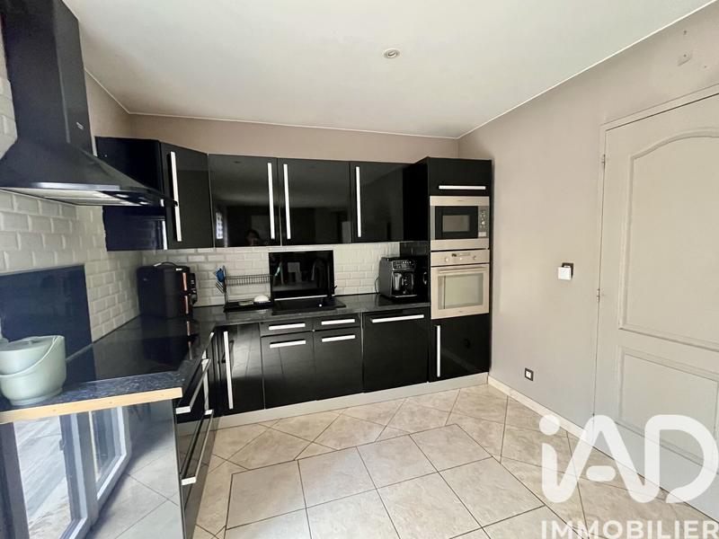 Maison - 88 m² - 5 pièces