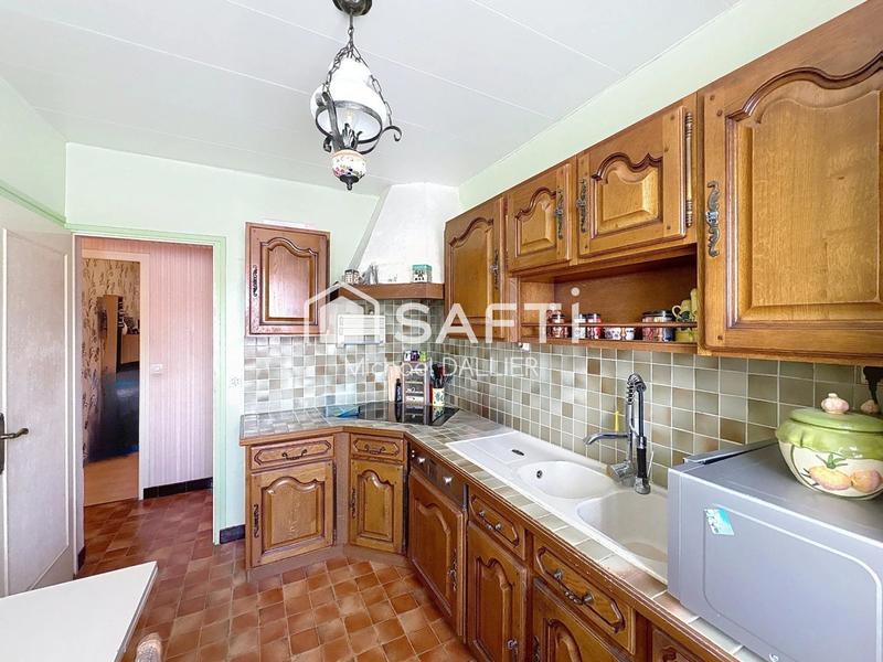 Maison - 174 m² - 7 pièces