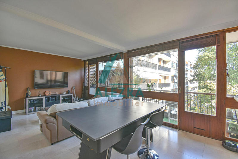 Appartement - 88 m² - 4 pièces