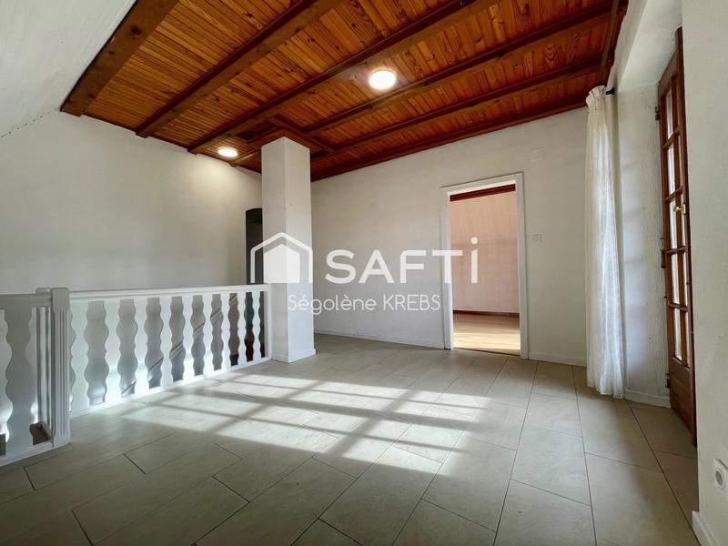 Maison - 197 m² - 8 pièces