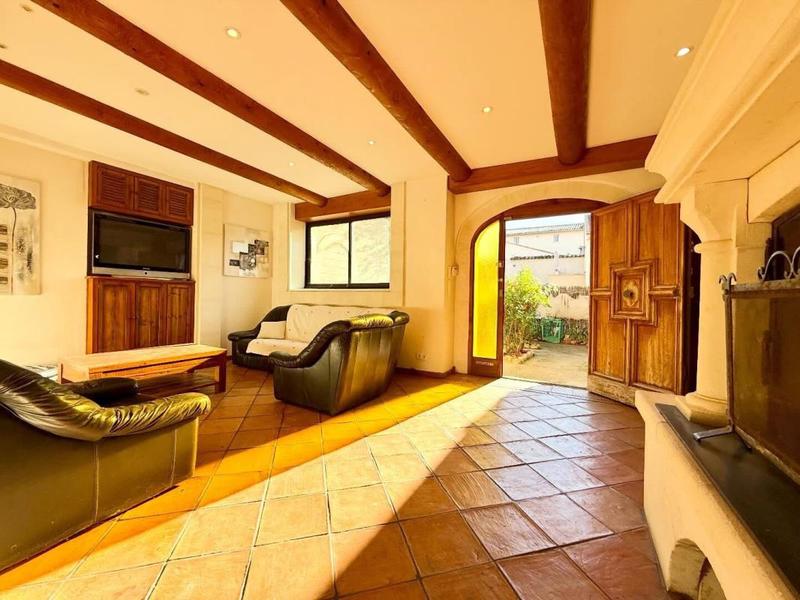 Maison - 194 m² - 6 pièces