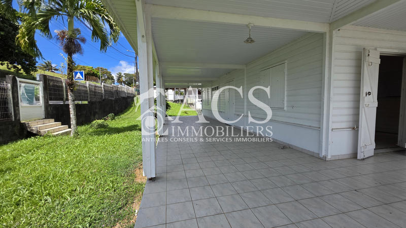 Maison - 102 m² - 5 pièces