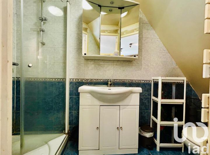 Maison - 237 m² - 11 pièces