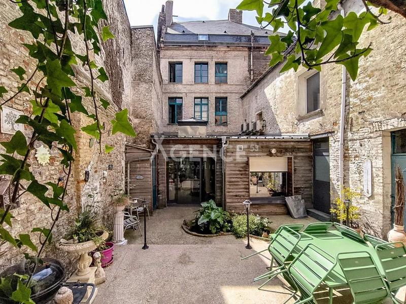 Maison - 294 m² - 7 pièces