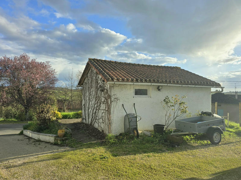 Maison ancienne - 435 m² - 17 pièces