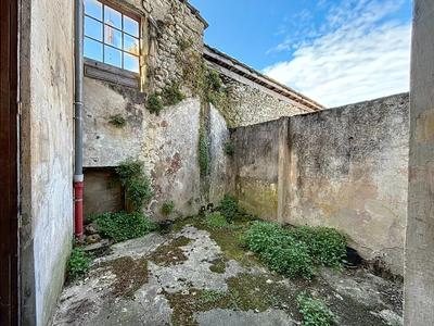 Maison de village - 98 m² - 5 pièces