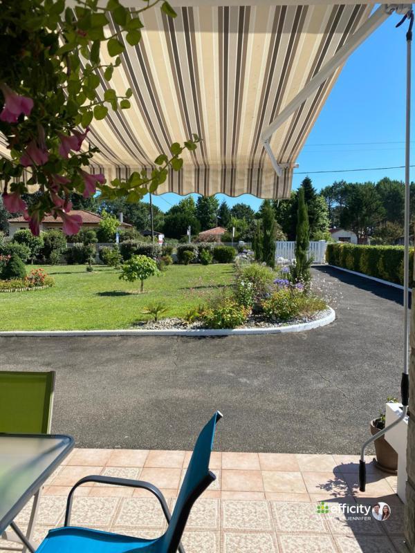 Maison - 260 m² - 7 pièces