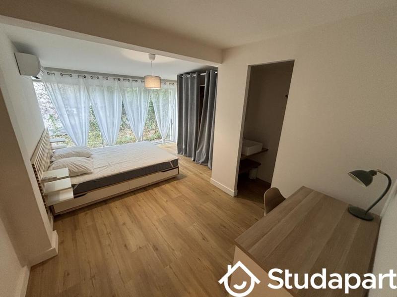 Chambre - 16 m² - 1 pièce