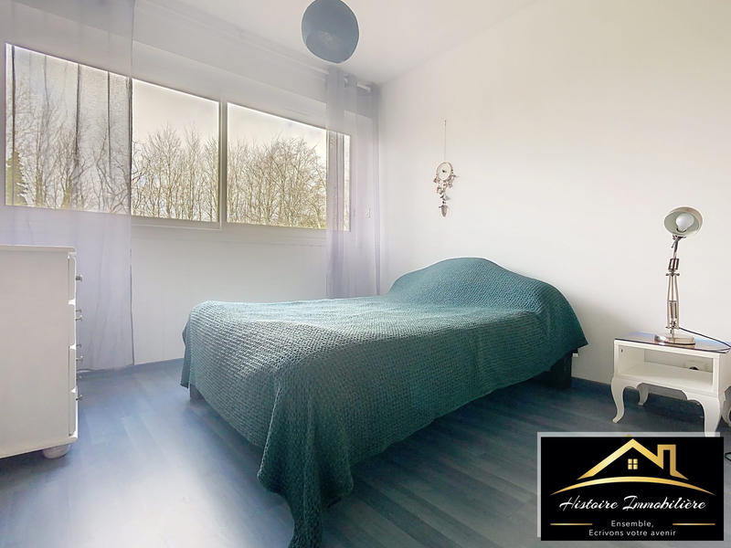 Appartement - 100 m² - 5 pièces