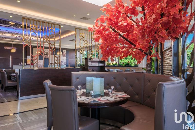 Local commercial - 839 m²