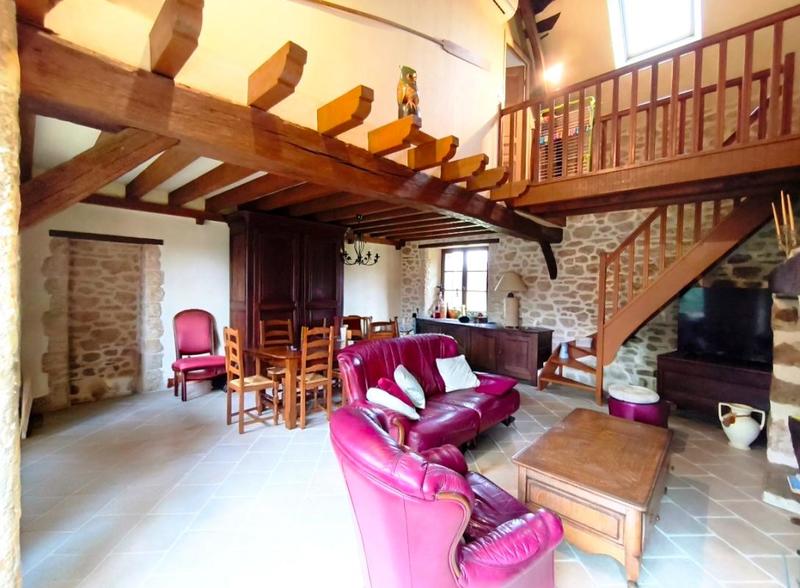 Maison - 145 m² - 7 pièces