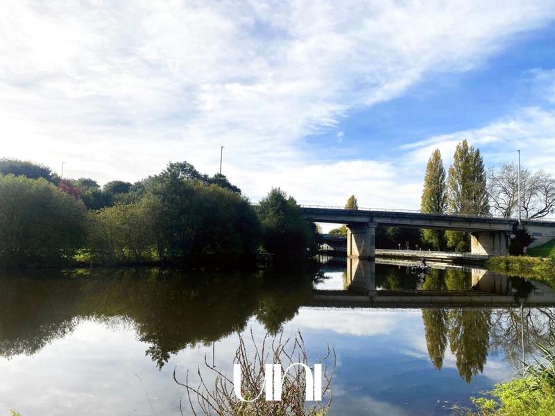 Maison - 427 m² - 14 pièces