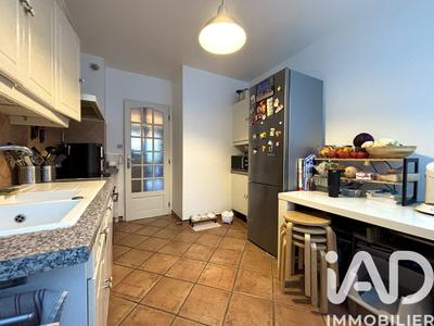 Appartement - 83 m² - 4 pièces