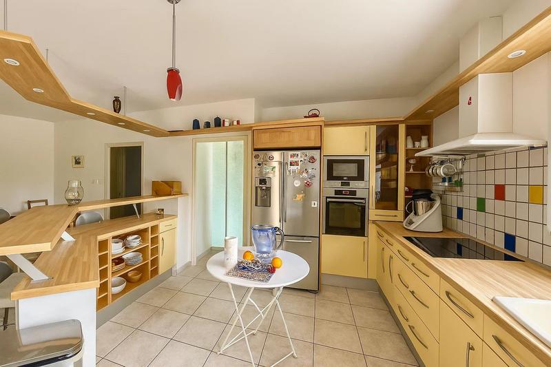 Maison - 200 m² - 5 pièces