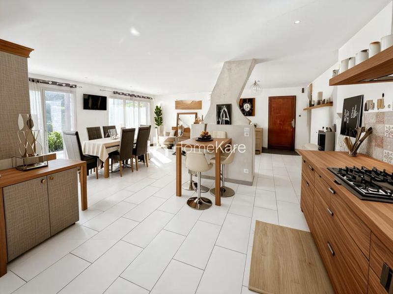 Maison - 110 m² - 5 pièces