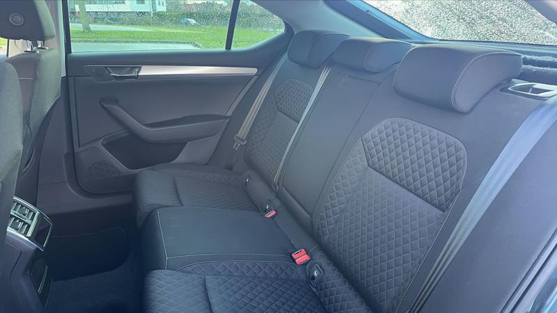 Skoda Superb 2.0 Tdi 150 Dsg7 Business