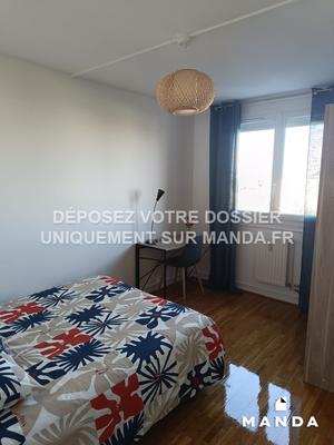 Chambre - 10 m² - 4 pièces