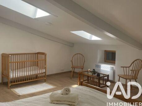 Maison - 450 m² - 20 pièces