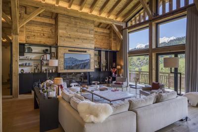 Châlet - 596 m² - 12 pièces