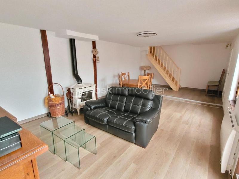 Maison - 96 m² - 4 pièces