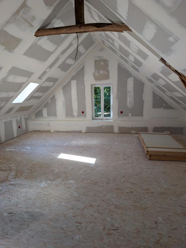 Maison - 90 m² - 3 pièces