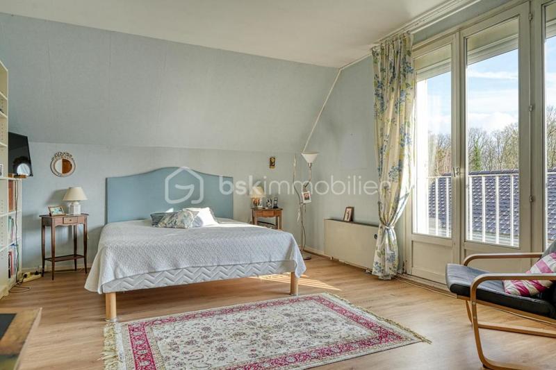 Maison - 188 m² - 7 pièces