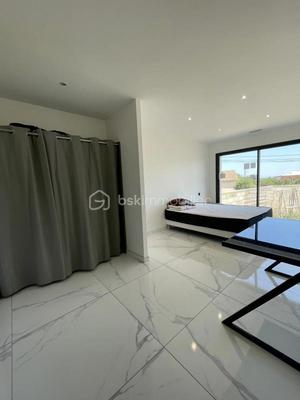 Maison - 139 m² - 4 pièces