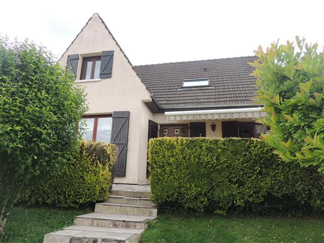 Maison - 130 m² - 8 pièces