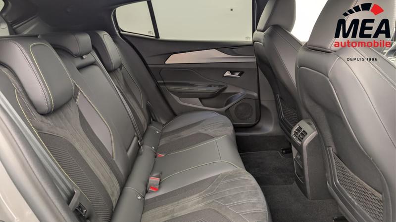 Peugeot 408 Hybrid 145 e-Dcs6 Gt