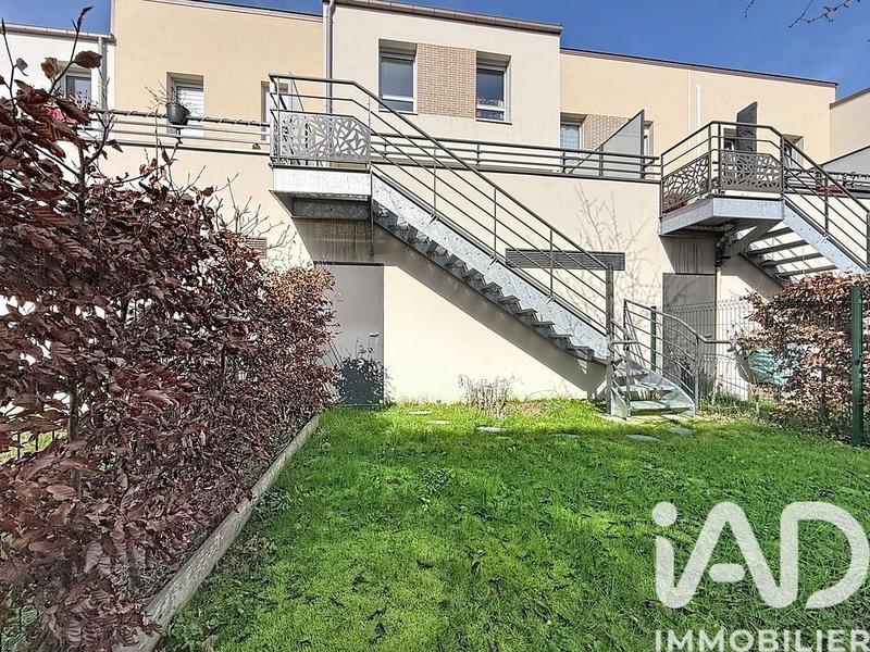 Appartement - 96 m² - 5 pièces