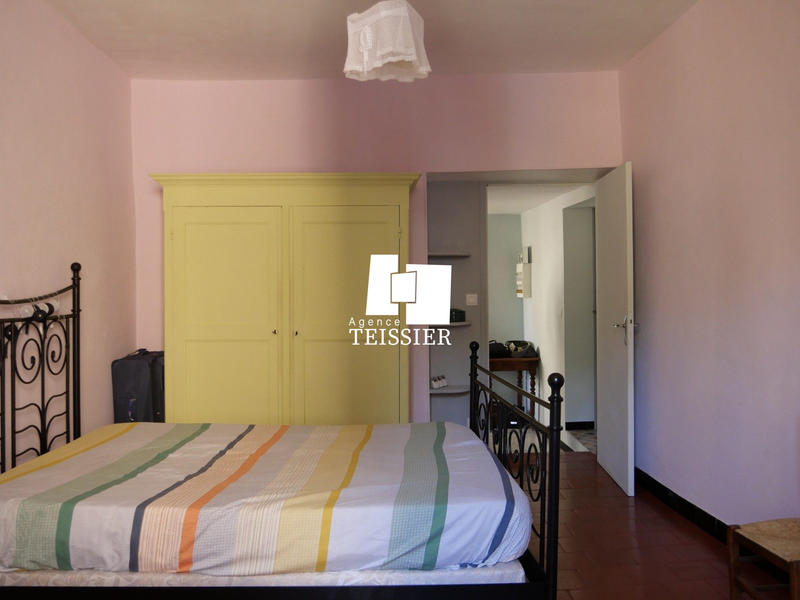 Mas - 223 m² - 8 pièces