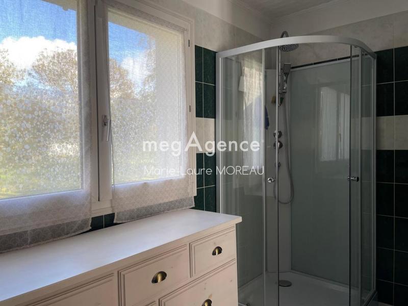 Maison - 213 m² - 6 pièces