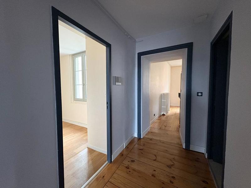 Appartement - 185 m² - 4 pièces