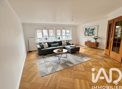 Appartement - 188 m² - 8 pièces