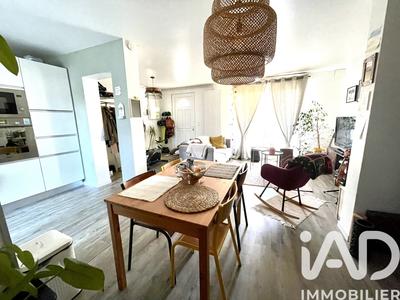 Maison - 84 m² - 4 pièces