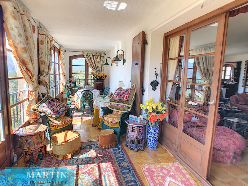 Villa - 269 m² - 12 pièces