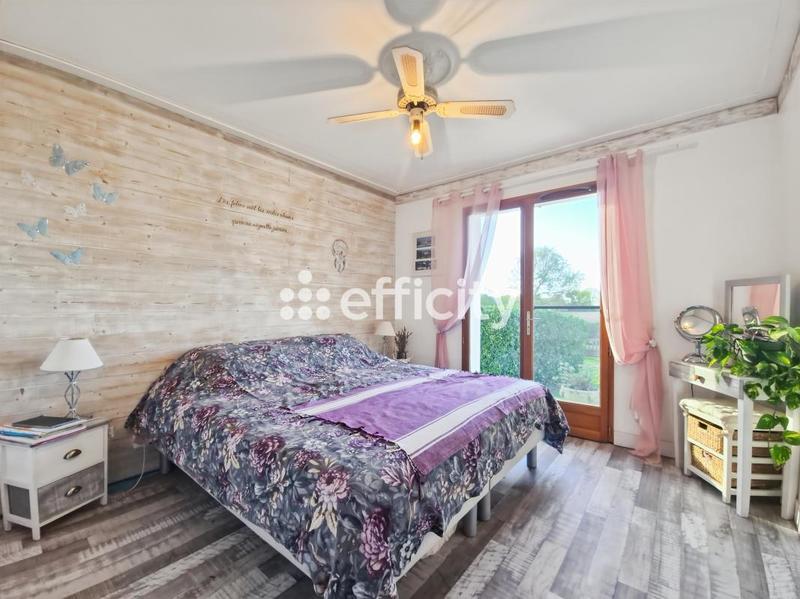 Pavillon - 218 m² - 9 pièces