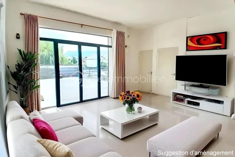 Loft - 173 m² - 4 pièces