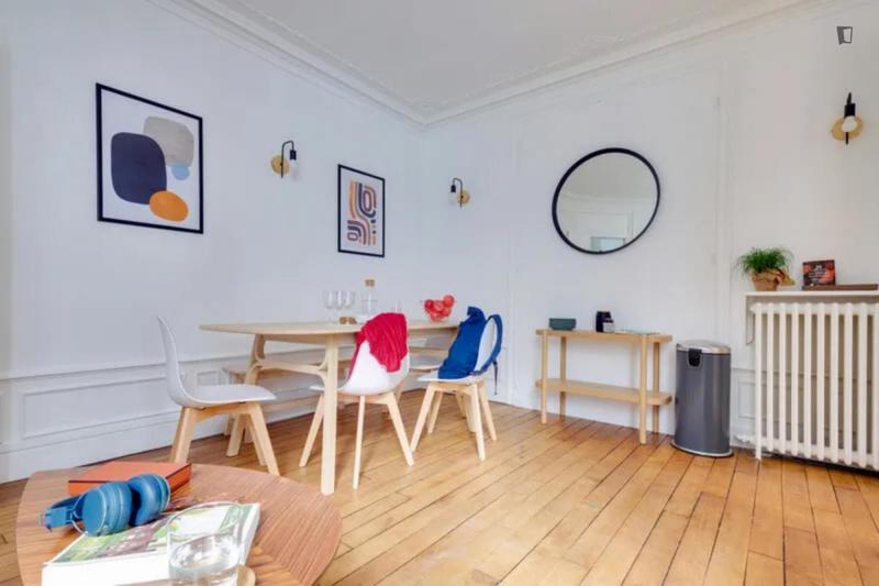 Chambre - 19 m² - 4 pièces